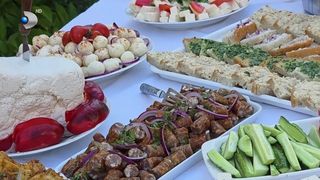 VIDEO Brunch-ul săsesc cu scop nobil: restaurarea bisericilor fortificate din Transilvania