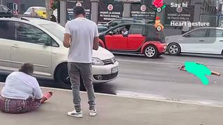 Copil, mama și bunica, spulberați de un camion &icirc;n București. T&acirc;năra a murit &icirc;n urma impactului