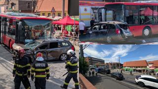 Accident grav &icirc;n Mediaș! Un autobuz și mai multe mașini, implicate. Planul Roșu, activat