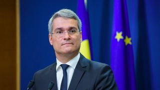 Nu există bani pentru majorările cerute &icirc;n Legea salarizării, spune ministrul interimar al Muncii. P&icirc;slaru, mesaj pentru sindicate: &bdquo;Este maximul pe care Rom&acirc;nia și-l permite &icirc;n acest moment&rdquo;