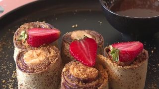 VIDEO Clătitele, cel mai iubit desert al copilăriei