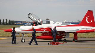 Turkish Stars pe Aeroportul Băneasa