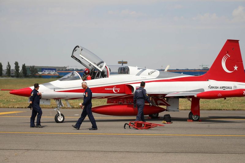 Turkish Stars pe Aeroportul Băneasa