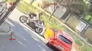 VIDEO Care este starea actuală a lui Andrei Bordeianu, după ce a fost lovit &icirc;n trafic? Camerele video au surprins momentul accidentului 