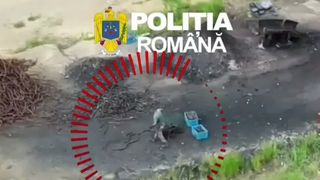 VIDEO Sute de furturi pe calea ferată. Hoții &icirc;ncetinesc modernizarea transportului feroviar din Rom&acirc;nia
