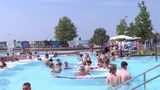 VIDEO &bdquo;Am așteptat toată săptăm&acirc;na să venim&rdquo;. Piscine, energie și conexiune &icirc;n familie