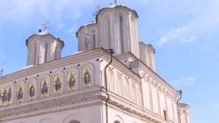 VIDEO Tradiții și obiceiuri de Sf&acirc;nta Maria Mică! Peste două milioane de rom&acirc;ni &icirc;și sărbătoresc onomastica