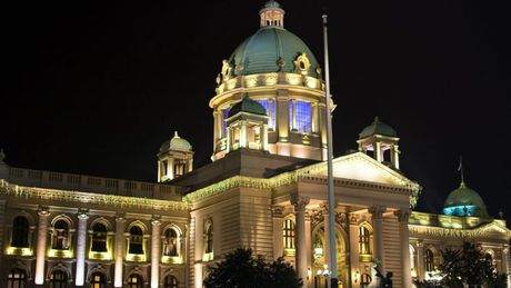 Președintele a luat decizia de a dizolva Parlamentul. Alegeri anticipate &icirc;n Serbia