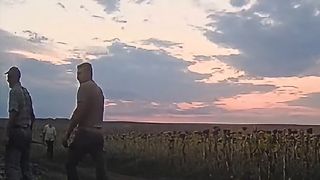 Doi frați din Iași susțin că au fost bătuți de o familie cu care se află &icirc;n conflict din cauza unui teren agricol. Un bărbat a fost operat la cap