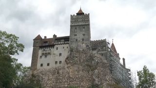 VIDEO Pregătiri de Halloween la Castelul Bran
