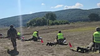 VIDEO Rezerviștii din Neamț, Suceava și Botoșani se antrenează &icirc;n poligonul din Bacău. Prima zi de exerciții aduce impresii mixte