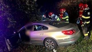 Accident mortal &icirc;n Prahova. Doi tineri de 18 și 19 ani au pierit, un adolescent de 15 ani e rănit
