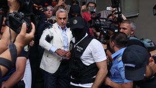 VIDEO Călin Georgescu, cercetat pentru &icirc;nșelăciune de peste un milion de euro. Stenogramele DIICOT scot la iveală planurile fostului candidat la prezidențiale