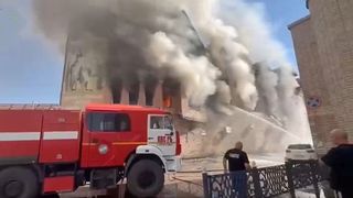  Incendiu masiv &icirc;ntr-un mall din Rusia