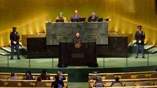 zelenski il ataca pe putin la ONU