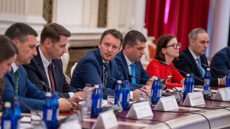 VIDEO Primele rezultate ale audierilor miniștrilor Guvernului Mureșan: Miruță, Drulă, Burduja și Darău, avize negative. Doi miniștri, avizați favorabil