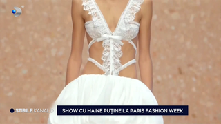 VIDEO Ce se poartă &icirc;n sezonul Primăvară-Vară 2027? Show cu haine puține la Paris Fashion Week