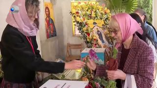 VIDEO Sute de credincioși s-au rugat la Br&acirc;ul Maicii Domnului adus la Biserica Sf&acirc;ntul Ilie din Ghencea