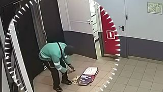 VIDEO Livrare cu surprize la Moscova. Imaginile au st&acirc;rnit controverse &icirc;n online 