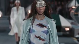 VIDEO Săptăm&acirc;na Modei de la Paris se termină cu un show spectaculos 