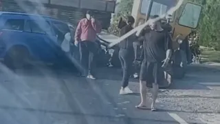  Accident &icirc;n Galați! Doi tineri au fost răniți de un șofer de 81 de ani pe DE 581 
