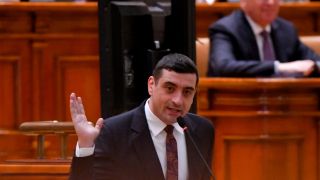 George Simion &icirc;ndeamnă rom&acirc;nii din țară și Diaspora să facă proteste pentru Călin Georgescu: &bdquo;Singura lui vină este că a candidat pentru funcția de președinte și a c&acirc;știgat&rdquo; Lista manifestațiilor anunțate de liderul AUR