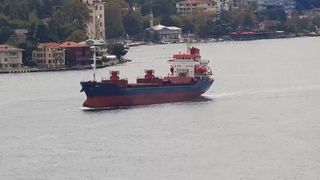 Alte două nave comerciale, lovite de drone &icirc;n Marea Neagră. "Un nou front de escaladare&rdquo;