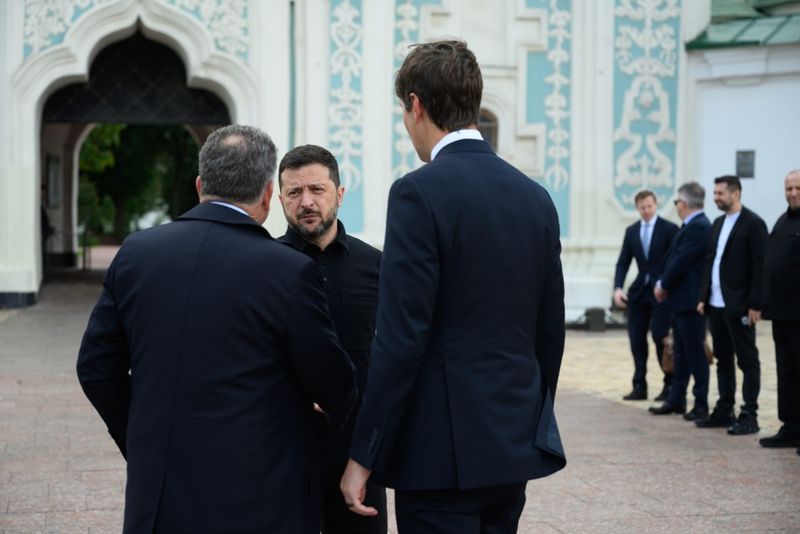Zelenski îi cere lui Trump să pedepsească Rusia