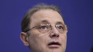 VIDEO Lista miniștrilor din Guvernul Luca Niculescu! PSD preia 11 portofolii cheie