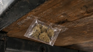 VIDEO Drogurile sub nasul copiilor: Metoda &bdquo;Dead Drop&rdquo; &icirc;ngrijorează părinții din Capitală