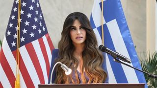 ambasadoarei SUA &icirc;n Grecia, Kimberly Guilfoyle