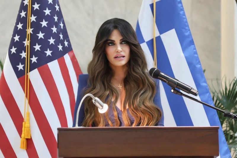ambasadoarei SUA în Grecia, Kimberly Guilfoyle