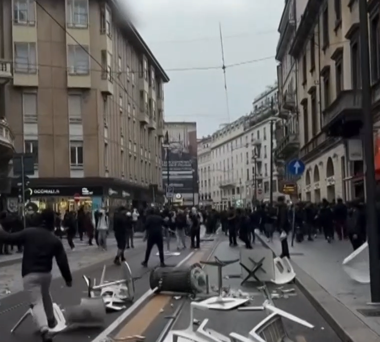 VIDEO Proteste violente în Franța Jafuri, haos și lockdown nocturn