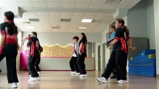 VIDEO Cursurile de street dance pentru copii, tot mai căutate