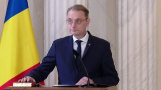 VIDEO Cabinetul Niculescu &icirc;ncepe mandatul după șase luni de criză politică internă. Prioritățile Guvernului: &bdquo;Nimeni nu se atinge de Pilonul 2 de pensii&rdquo;