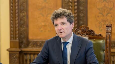 VIDEO Alertă la Marea Neagră. Președintele Nicușor Dan conduce ședința CSAT la Palatul Cotroceni