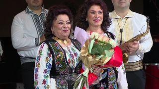 VIDEO &bdquo;Acasă e cel mai bine&rdquo;. Maria Ciobanu, revenire spectaculoasă pe scena de la Sala Palatului