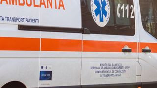 VIDEO Copil de 10 ani, rănit grav la un bazin din Argeș. Medicii nu i-au putut replanta o parte din deget