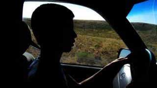 Copil de 13 ani, prins conducand o dubita pe un drum public din Arges! Detalii AICI!