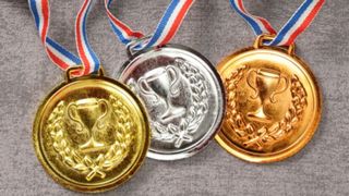 Un elev constantean a fost medaliat cu aur la Concursul International de Chimie Mendeleev! Tanarul care merita respectul nostru e in clasa a XI-a!