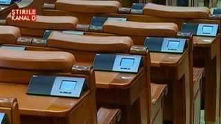 VIDEO Parlamentarii si-au luat vacanta electorala, pe banii cetatenilor!