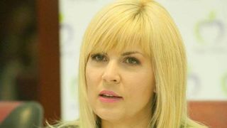 Elena Udrea este intr-o situatie delicata! Are toate conturile blocate de DNA si nu-si poate plati datoria la ANAF
