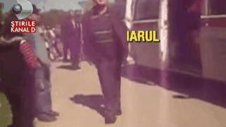 Reactia scandaloasa a unui primar din Dolj, filmat de un cetatean: "Filmeaz-o pe maica-ta"