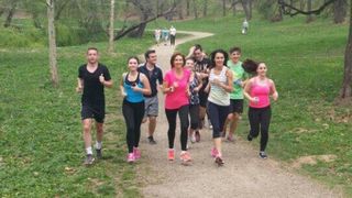 La maratonul unde alearga Carmen Iohannis, locurile sunt limitate! Multi atleti sunt revoltati ca nu se mai pot inscrie