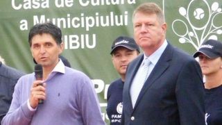 Finii familiei Iohannis scot bani din petreceri pentru copii! Marius Vecerdea a fost suspendat pentru ca s-a batut in clubul lui de tenis, dar sotia Zuzana organizeaza acum ateliere de pictura