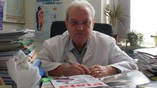 Profesorul Mencinicopschi si sotia lui nu-si pot imparti averea! Instanta a solicitat o expertiza suplimentara asupra bunurilor comune!