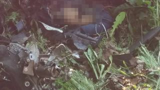 Imagini cenzurate! Trupul soferului zacea printre fiarele contorsionate ale masinii