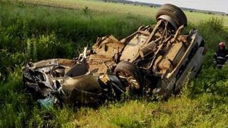 Masina in care se afla Dan Condrea a fost distrusa in urma impactului cu un copac