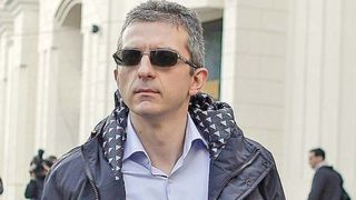 Urmele de pe copacul lovit de Condrea nu sunt de la accident! "Gaura" uriasa era acolo cu multi ani inainte!