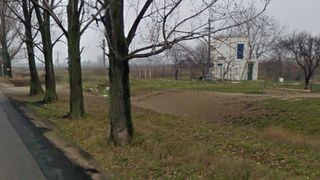 In 2008, pomul era deja accidentat (foto: Google Street)